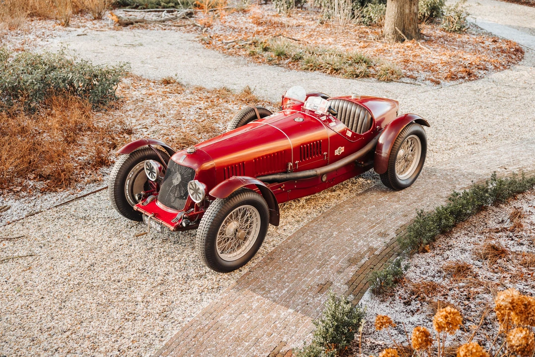 1933 Ferrari 550 Maranello - Image 16 of 31