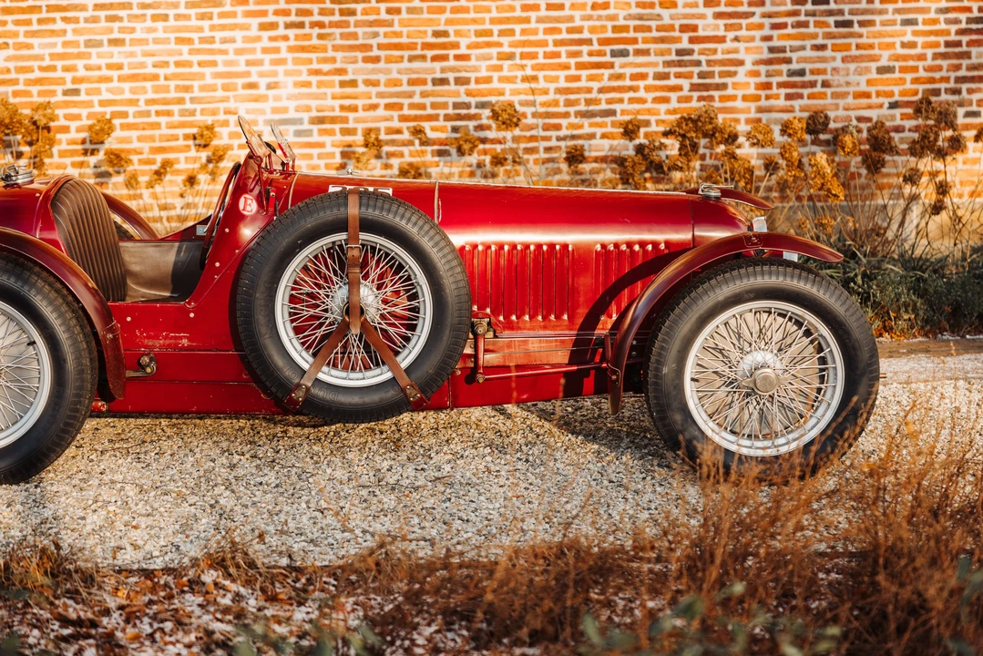 1933 Ferrari 550 Maranello - Image 13 of 31