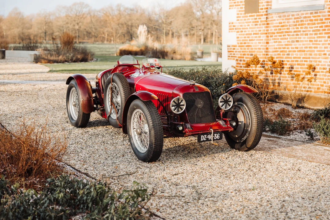 1933 Ferrari 550 Maranello - Image 14 of 31