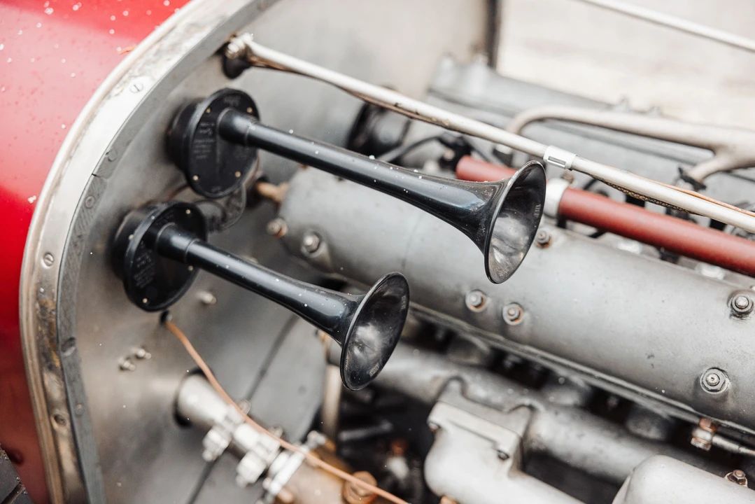 1933 Ferrari 550 Maranello - Image 21 of 31