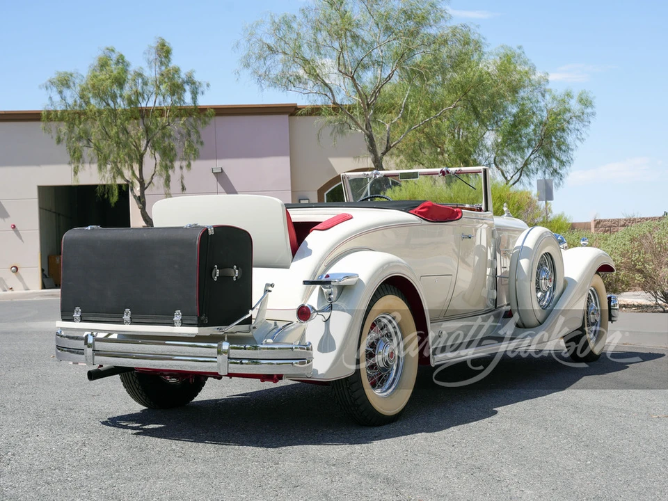 1933 Packard Eight - Image 2 of 31