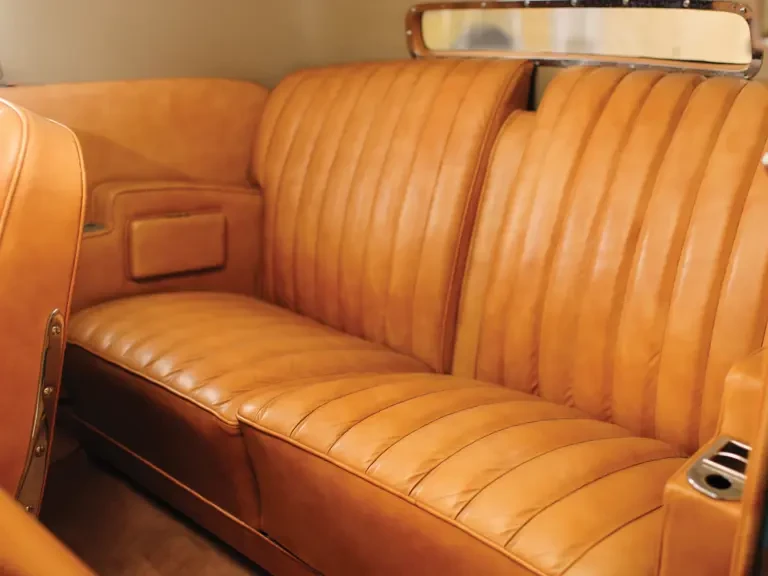 1933 Packard Eight - Image 17 of 24