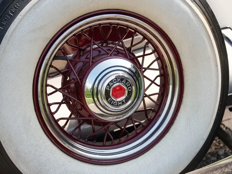 1933 Packard Eight - Image 24 of 31