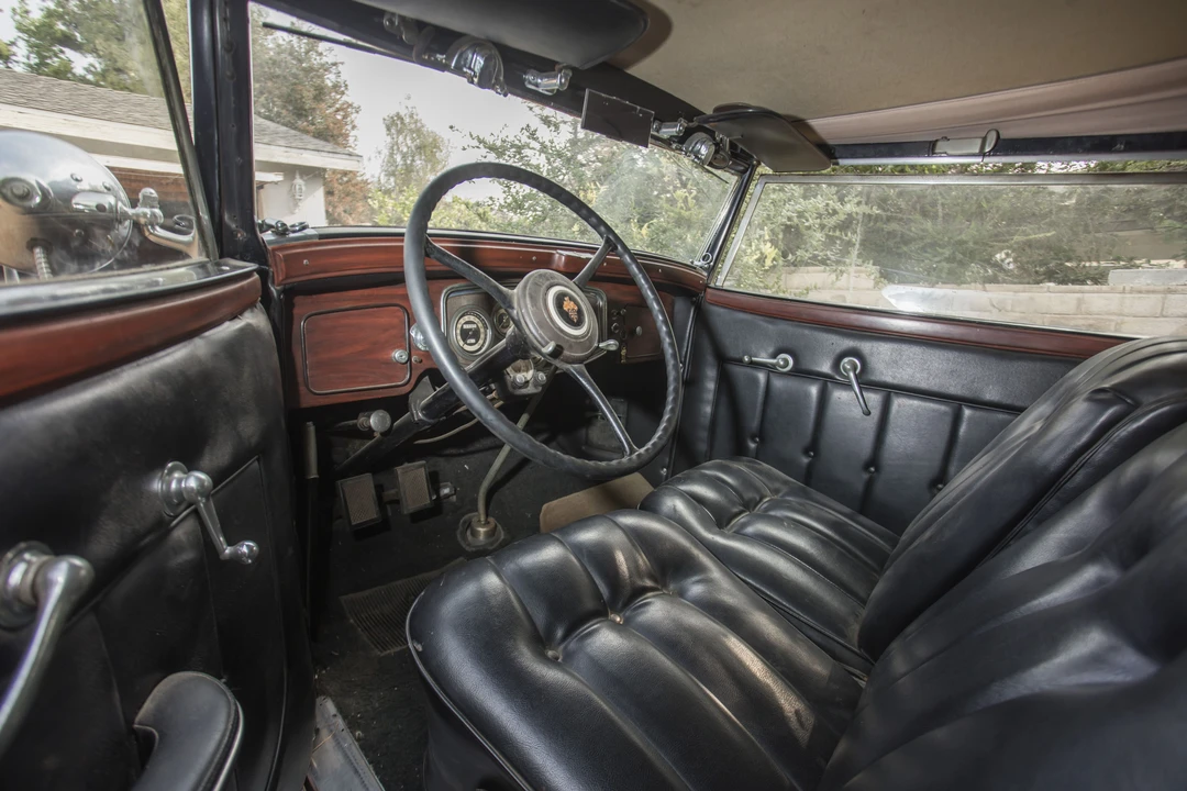 1933 Packard Eight - Image 15 of 31
