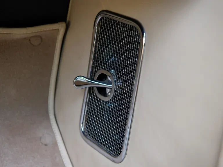 1933 Packard Eight - Image 18 of 31