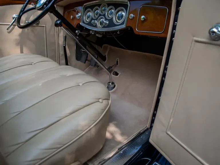 1933 Packard Eight - Image 16 of 31