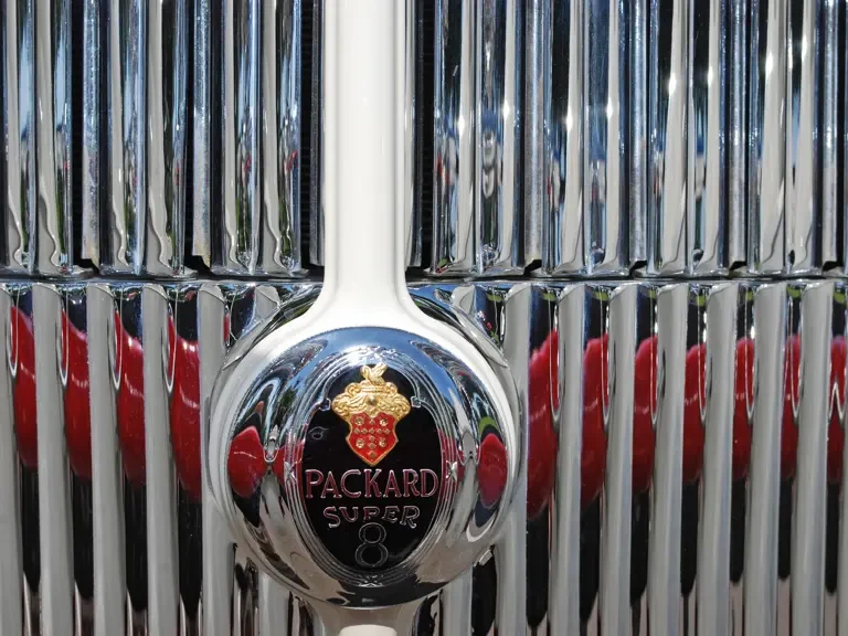 1933 Packard Eight - Image 11 of 24