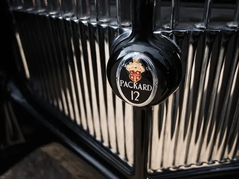 1933 Packard Twelve - Image 9 of 31