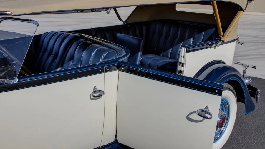 1933 Packard Twelve - Image 10 of 20