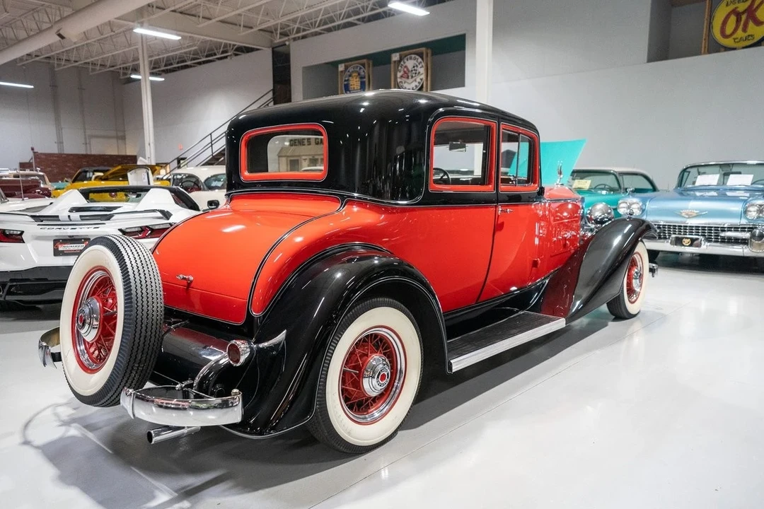 1933 Packard Eight - Image 16 of 21