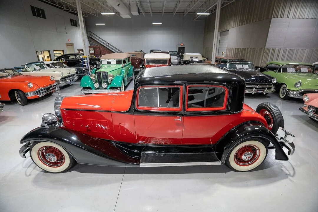 1933 Packard Eight - Image 11 of 31