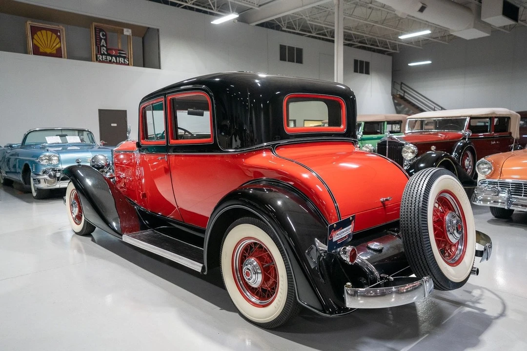 1933 Packard Eight - Image 18 of 31