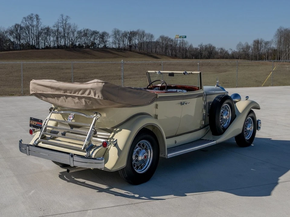 1933 Packard - Image 5 of 31