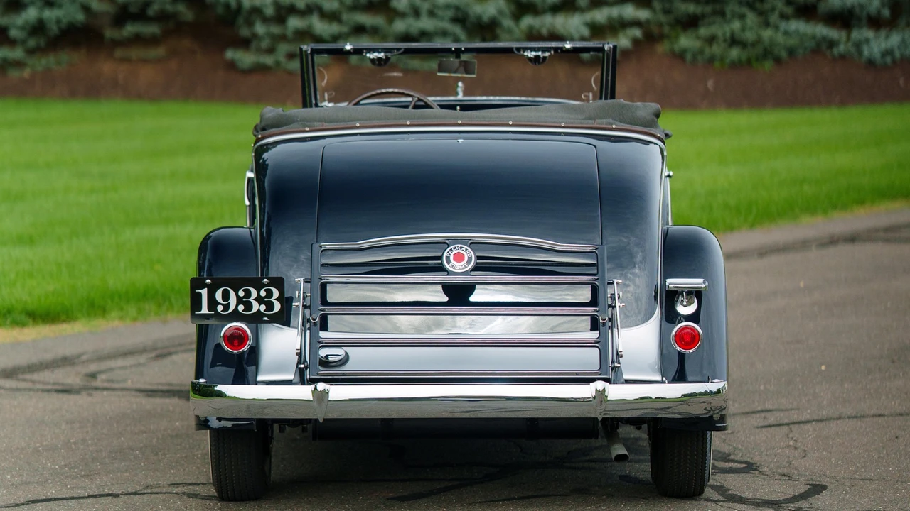 1933 Packard Eight - Image 6 of 31