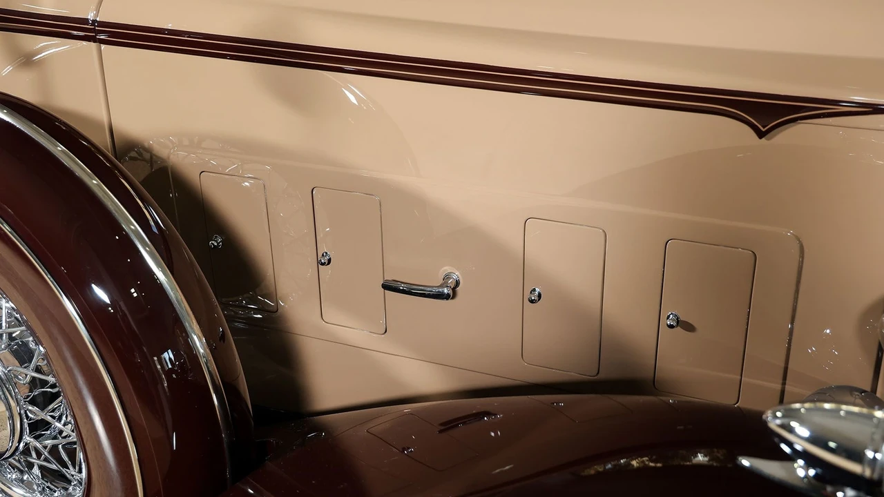 1933 Packard Eight - Image 20 of 31