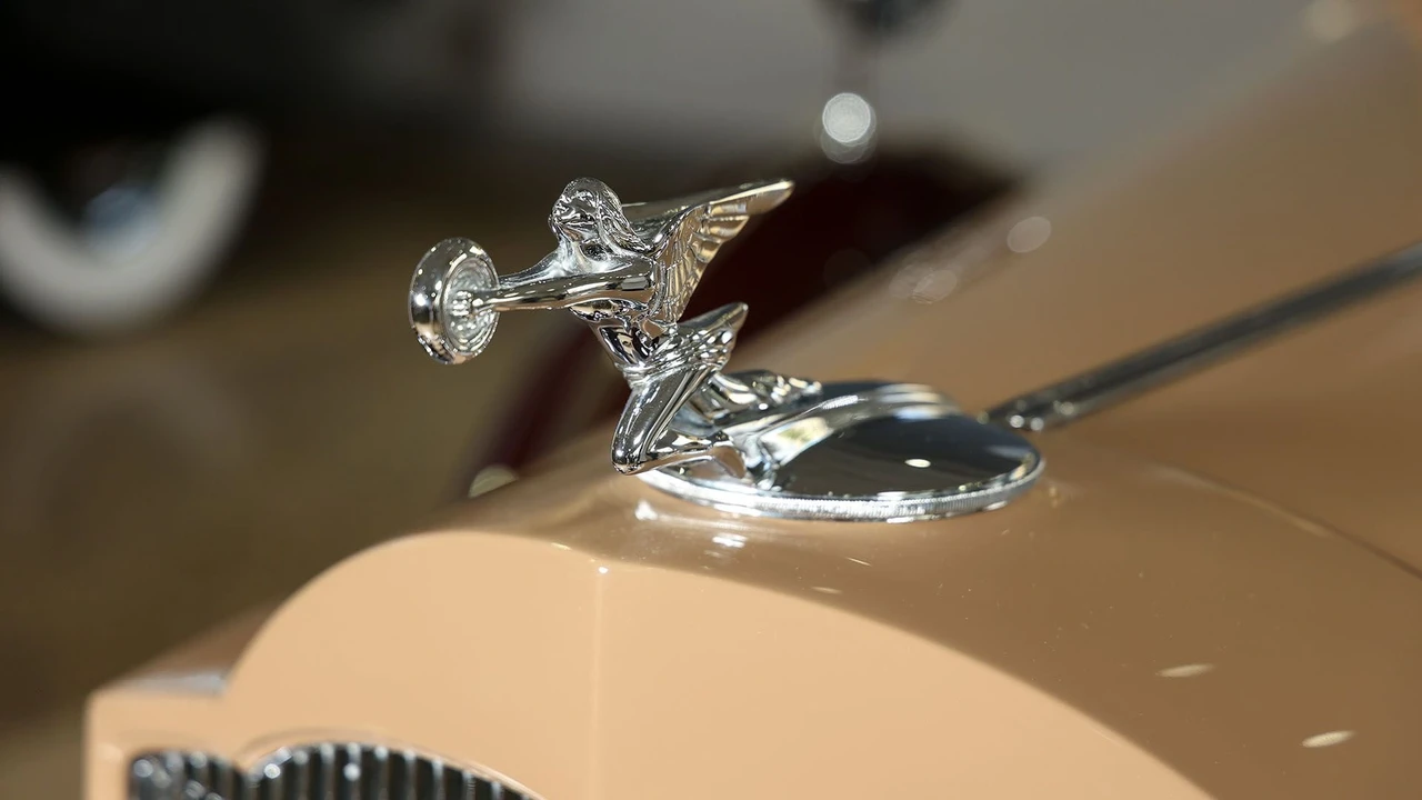 1933 Packard Eight - Image 12 of 31