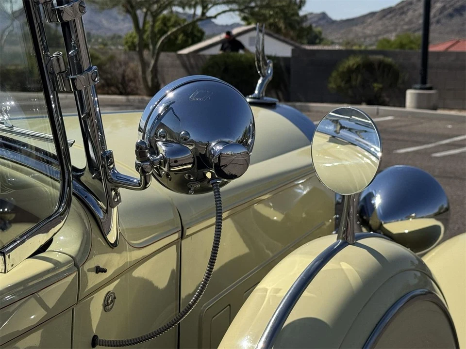 1933 Packard Eight - Image 26 of 31