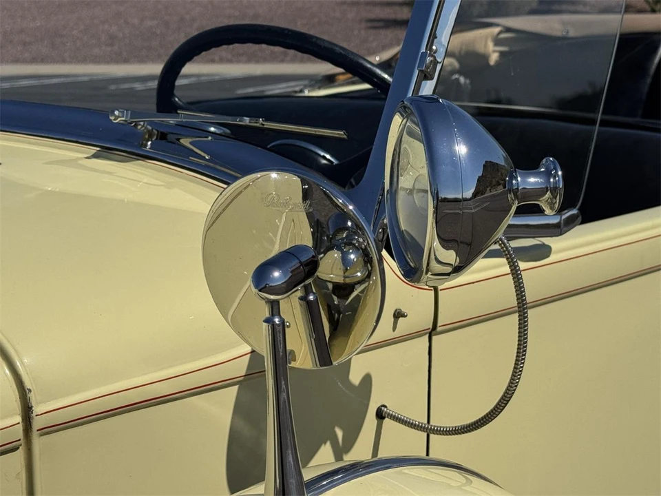 1933 Packard Eight - Image 19 of 31