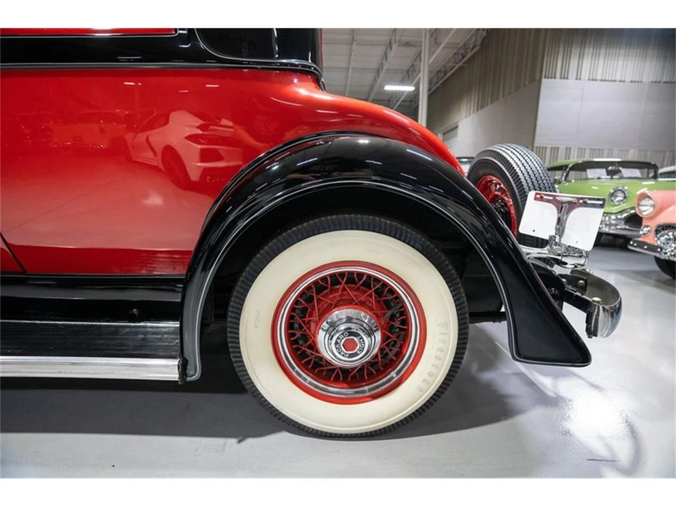 1933 Packard Eight - Image 21 of 31