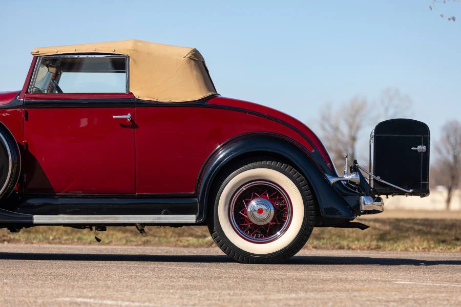 1933 Packard Eight - Image 18 of 31