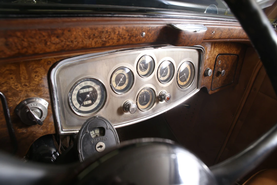 1933 Packard Eight - Image 17 of 26