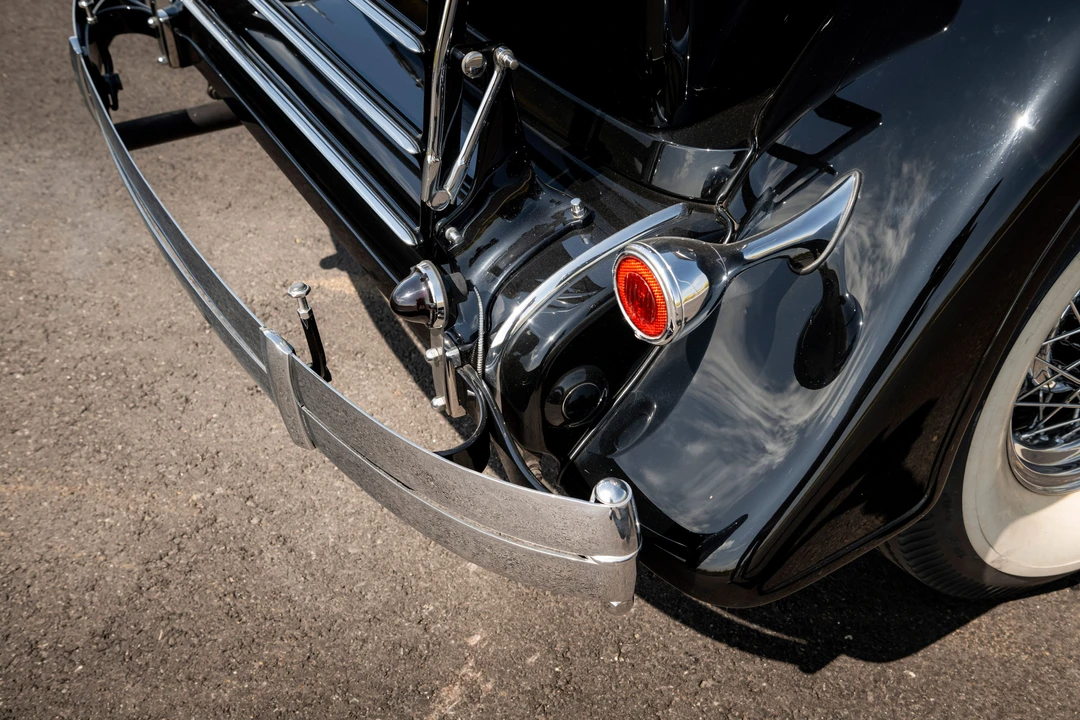 1933 Packard Eight - Image 15 of 31