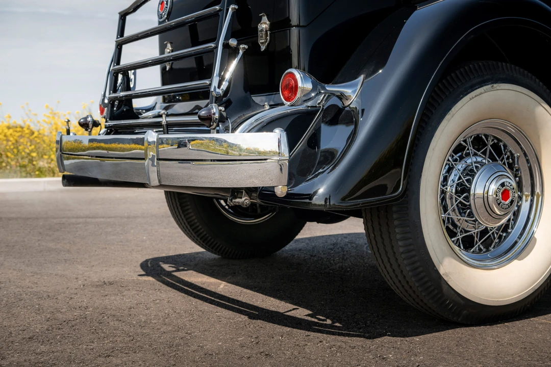 1933 Packard Eight - Image 14 of 31