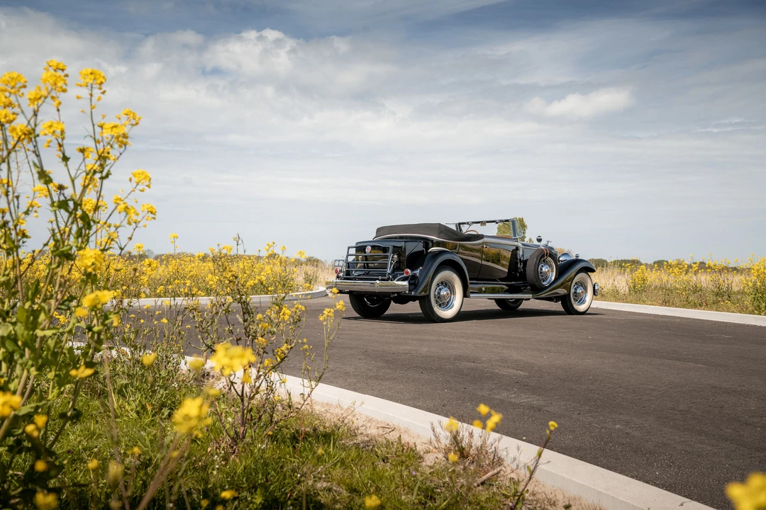 1933 Packard Eight - Image 23 of 31