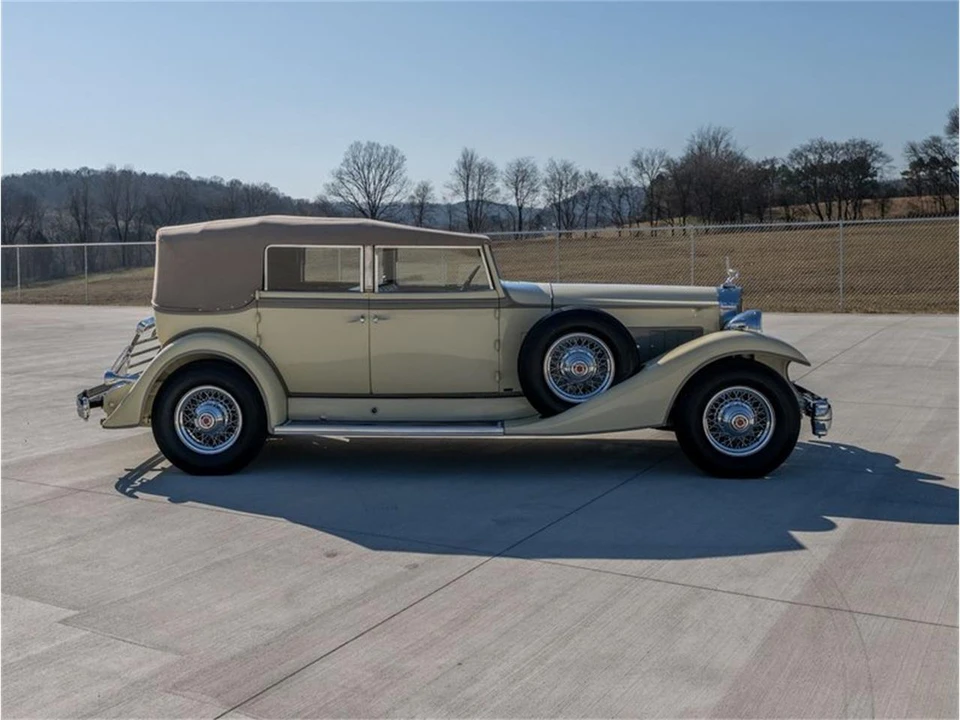 1933 Packard Eight - Image 15 of 31