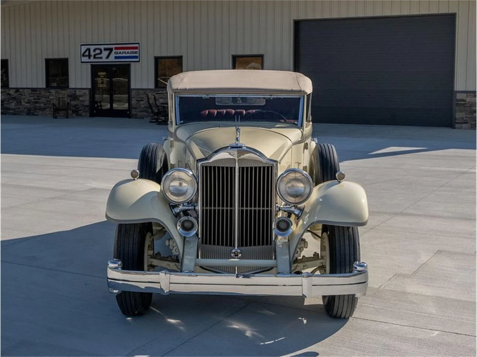 1933 Packard Eight - Image 10 of 31