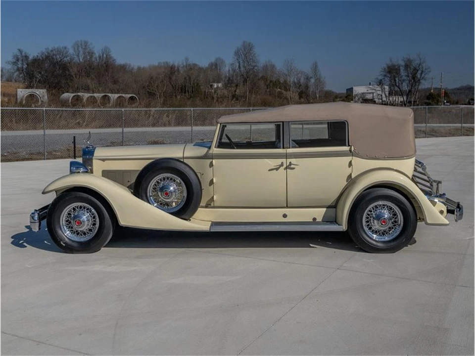 1933 Packard Eight - Image 12 of 31