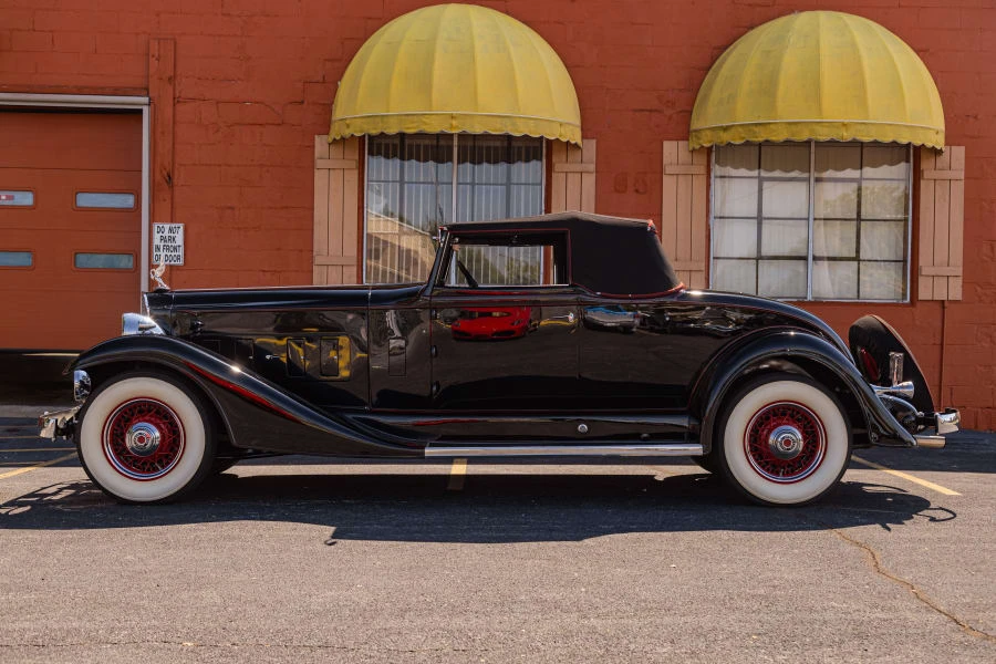 1933 Packard Eight - Image 16 of 31