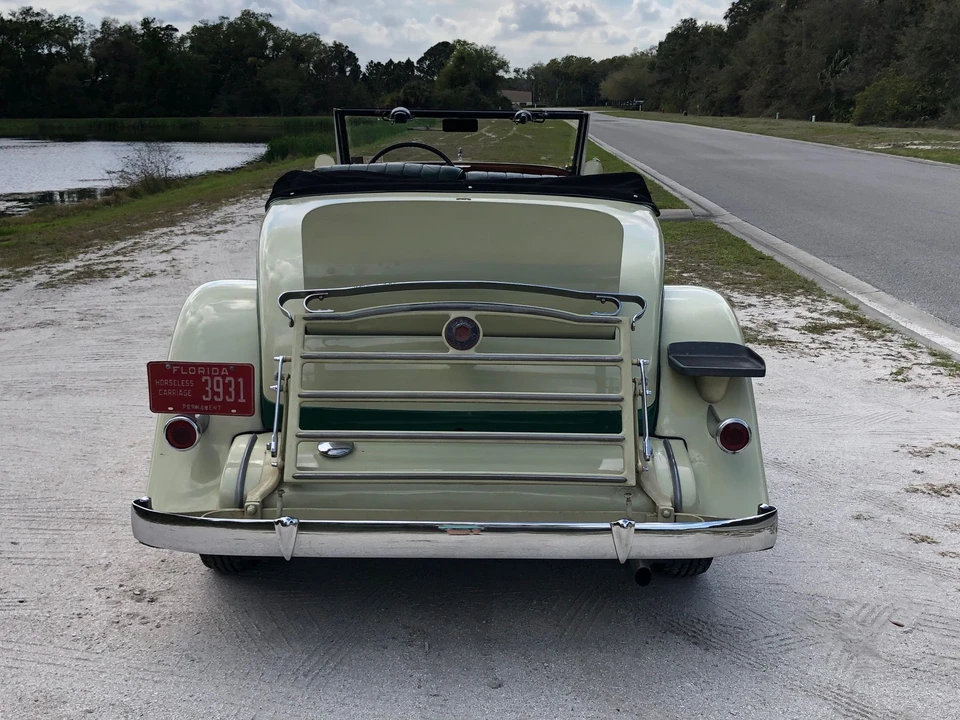 1933 Packard Eight - Image 12 of 18