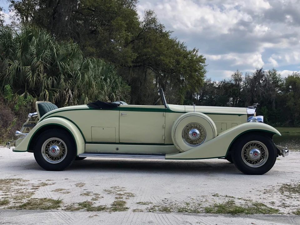 1933 Packard Eight - Image 14 of 18
