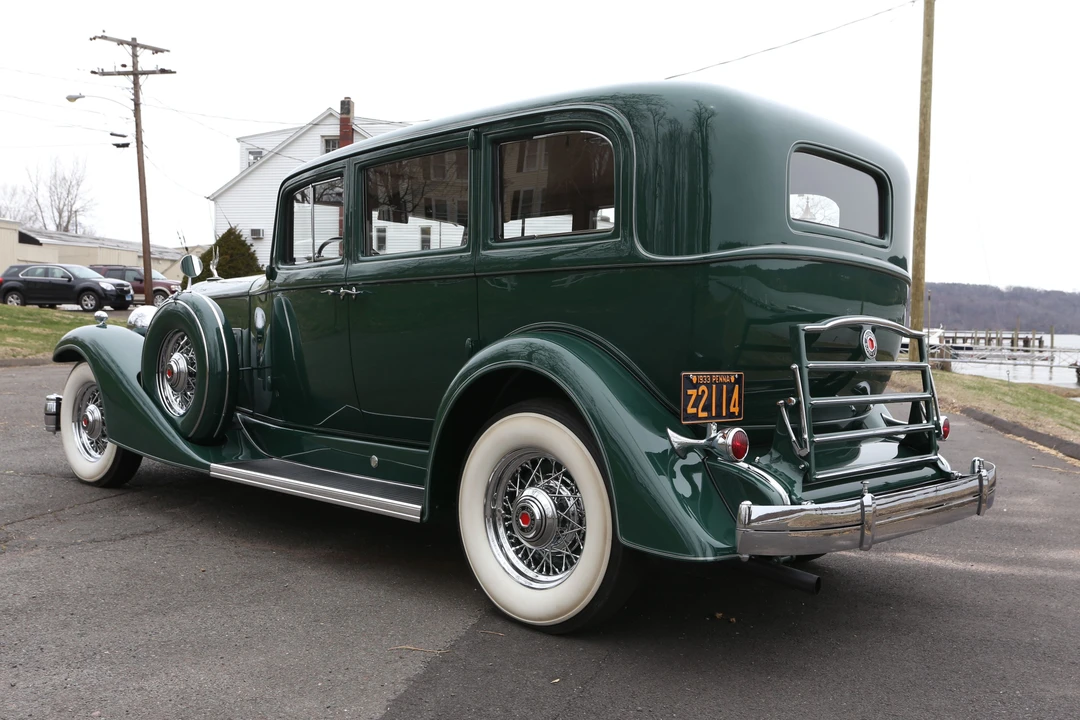1933 Packard Eight - Image 10 of 24