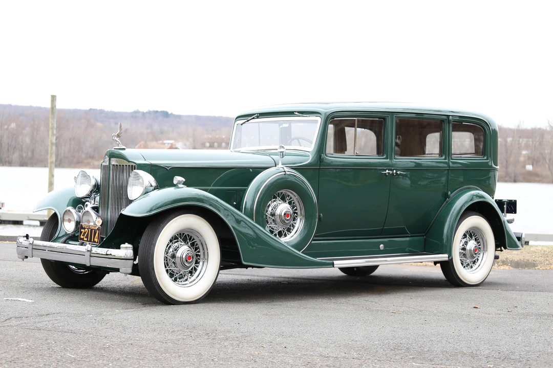 1933 Packard Eight - Image 9 of 24