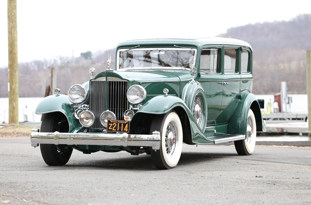 1933 Packard Eight - Image 14 of 24