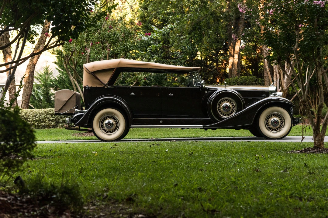 1933 Packard Eight - Image 12 of 31