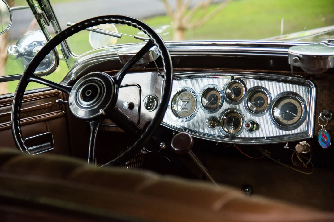 1933 Packard Eight - Image 17 of 31