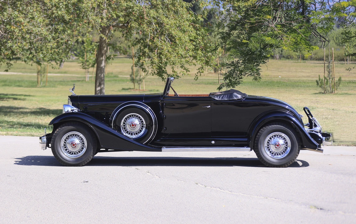 1933 Packard Twelve - Image 2 of 20