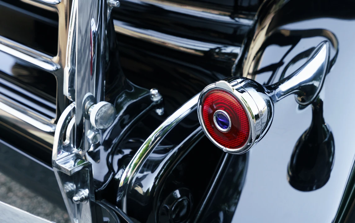 1933 Packard Twelve - Image 17 of 31