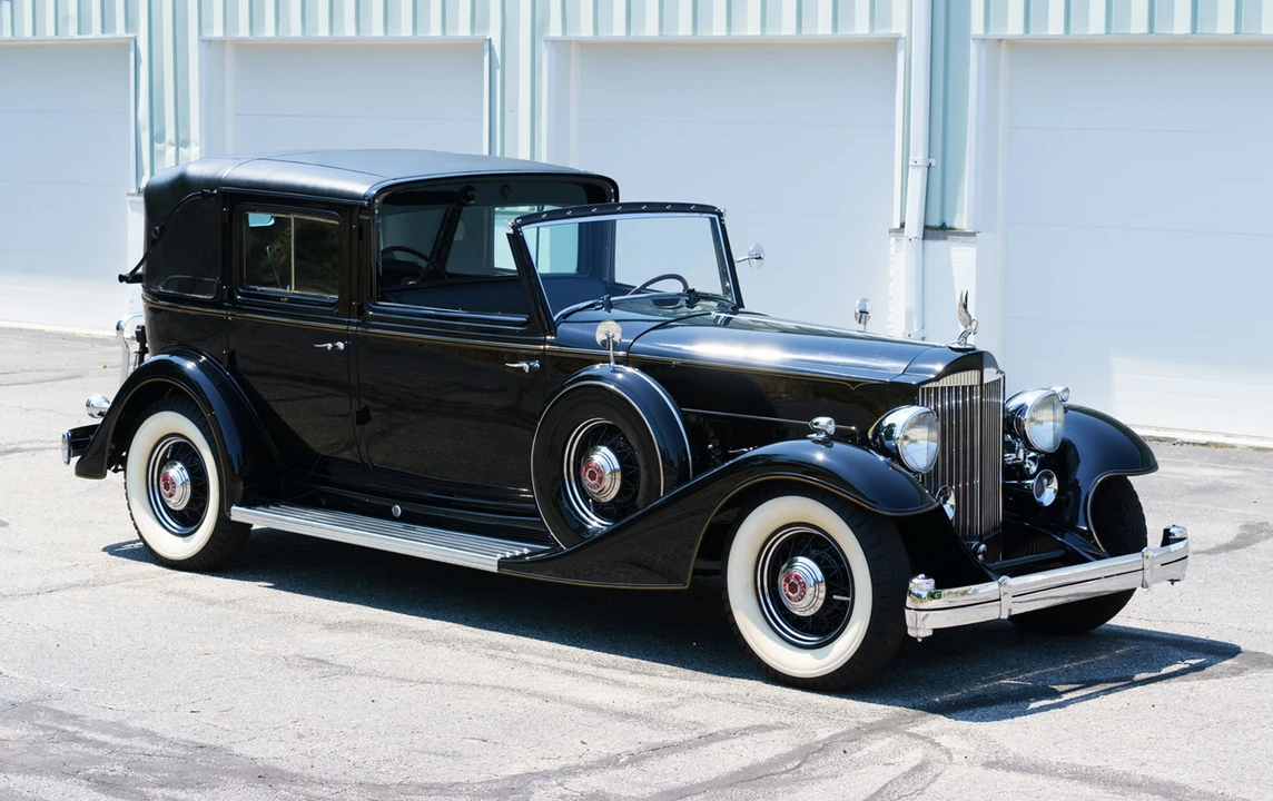 1933 Packard Twelve - Image 10 of 31