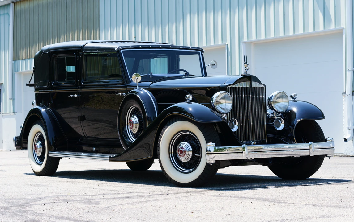 1933 Packard Twelve - Image 1 of 31