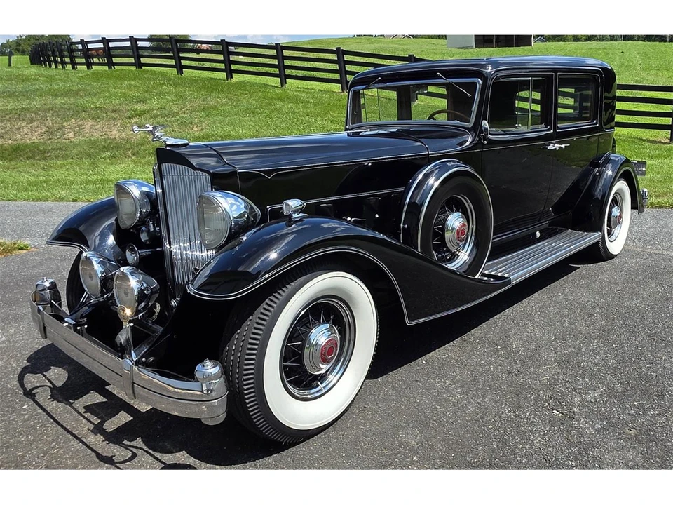 1933 Packard Twelve - Image 2 of 31