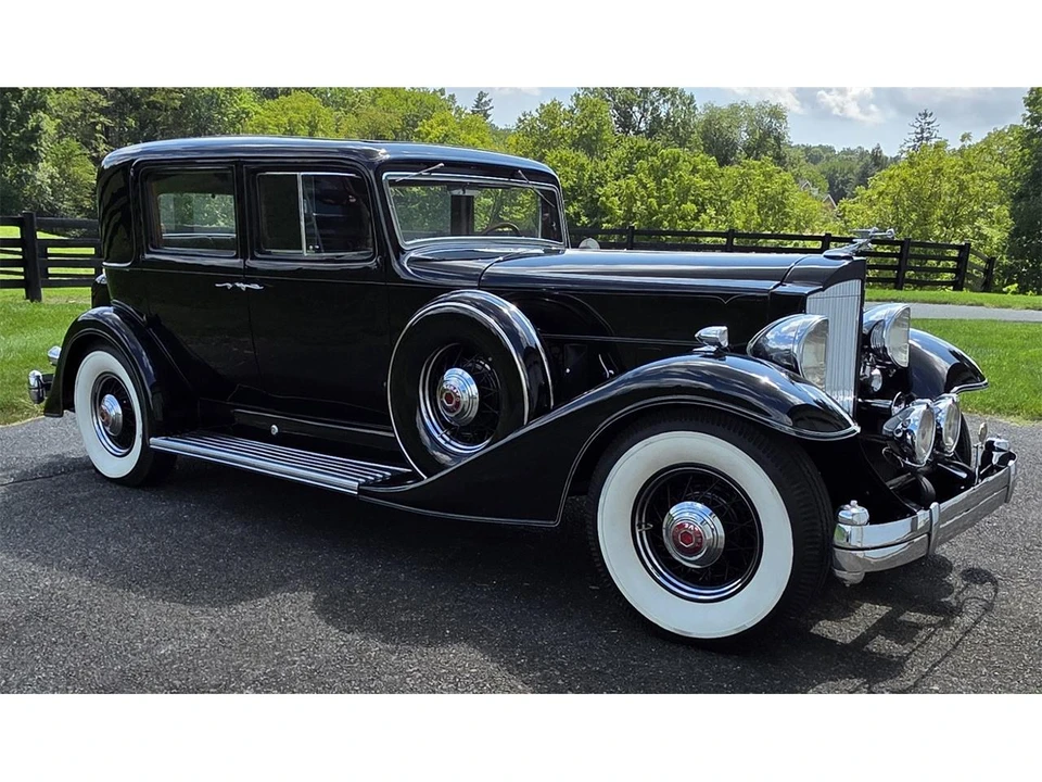 1933 Packard Twelve - Image 14 of 31