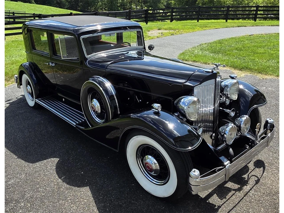 1933 Packard Twelve - Image 15 of 31