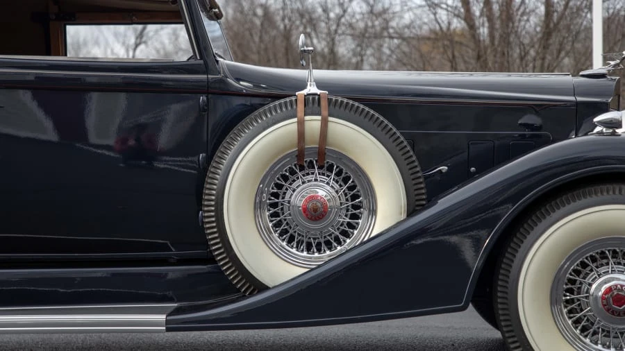 1933 Packard Twelve - Image 20 of 29