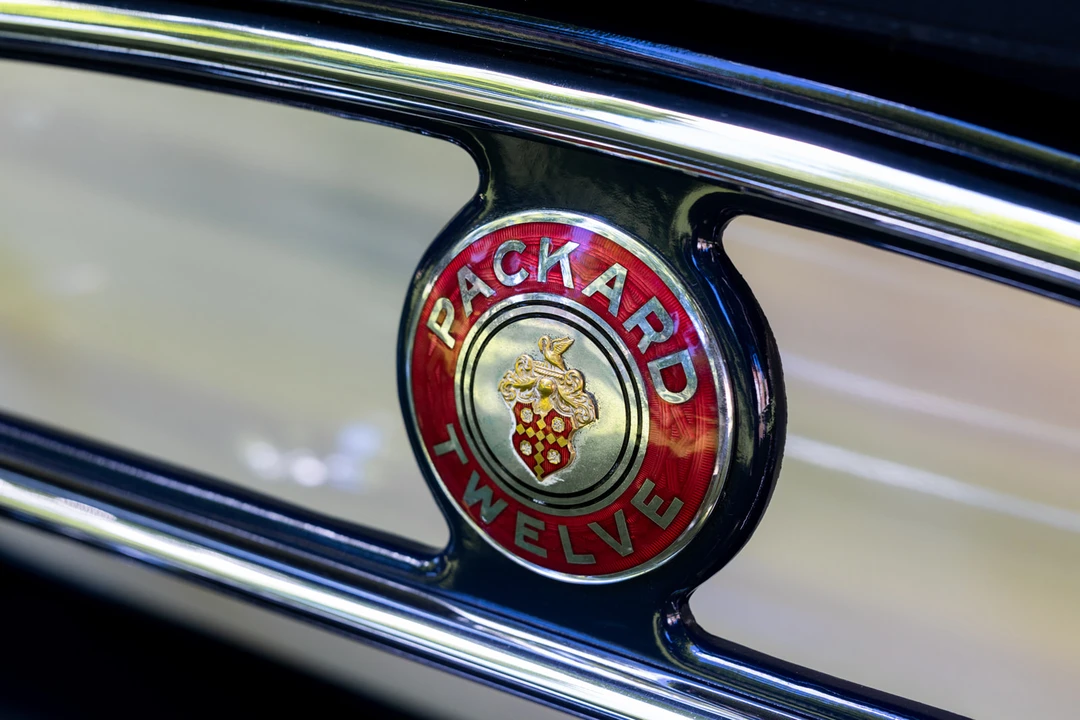 1933 Packard Twelve - Image 20 of 31