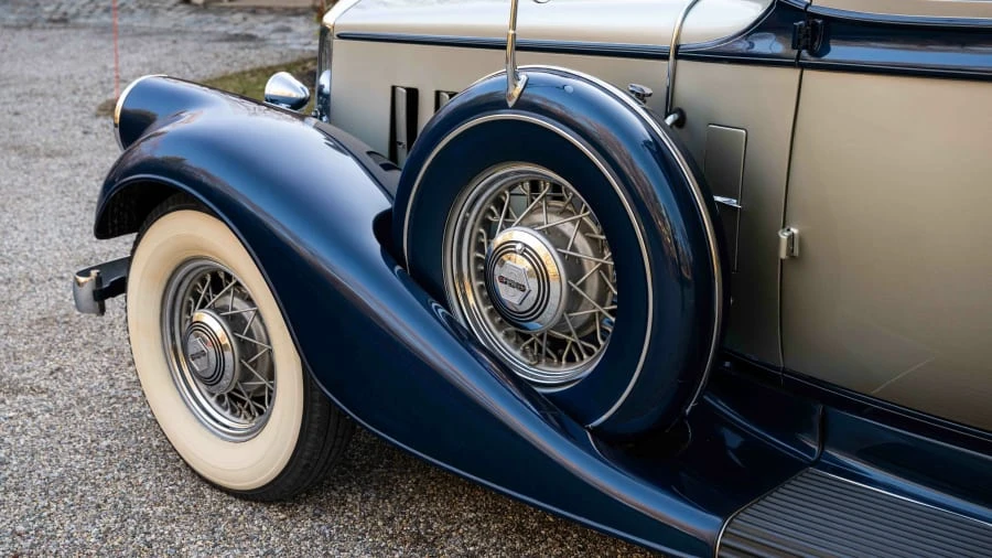 1933 Pierce-Arrow - Image 16 of 31