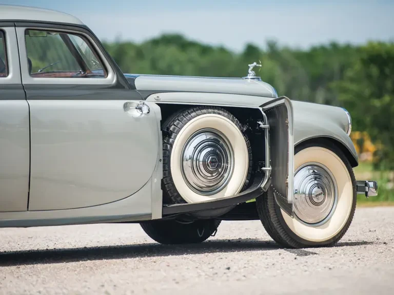 1933 Pierce-Arrow - Image 18 of 31